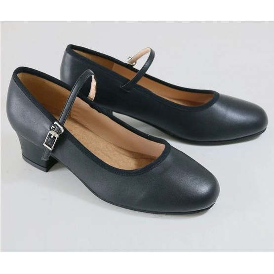 შავი ფეხსაცმელი