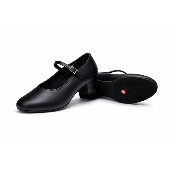 შავი ფეხსაცმელი